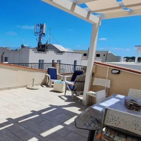 Casa Angolo Di Mare Tatil Evi