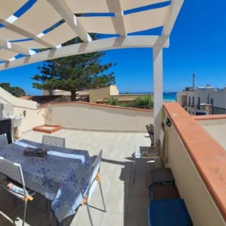 Casa Angolo Di Mare Tatil Evi